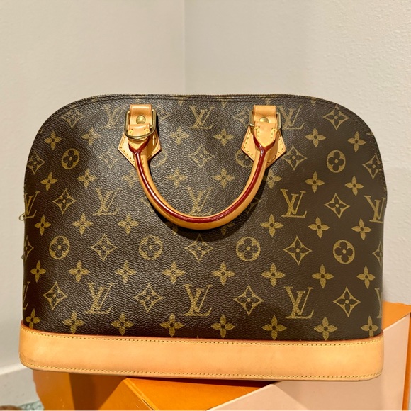 LV ALMA PM Monogram - Picture 4 of 14